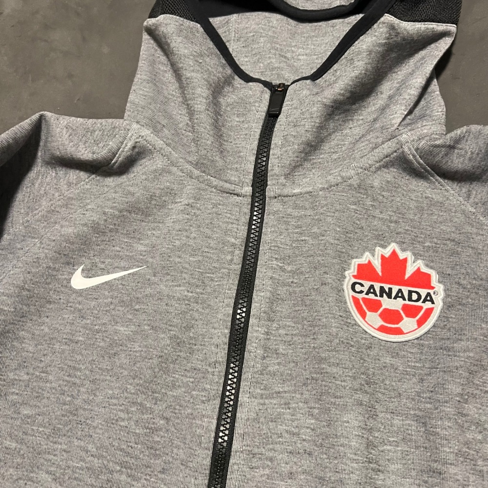 Nike Canada National Soccer Full Zip Hoodie Dri Fit Womens Large Gray CQ0335-032 - Picture 4 of 7